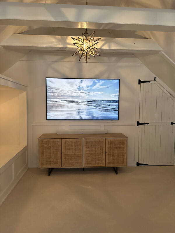 Centered view of the TV on with Sonos soundbar