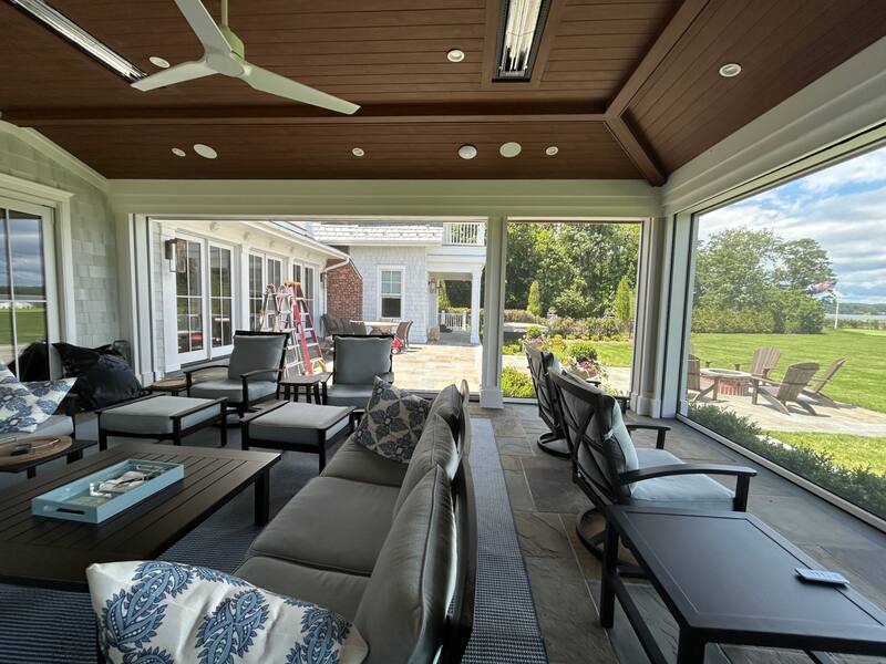 Waterfront pavilion by Smart Tek